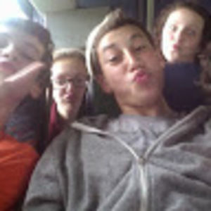 Meet your Posher, Simon